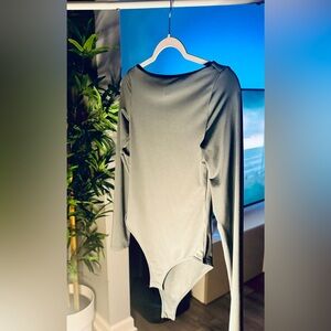 H&M Bodysuit 🥰🔥